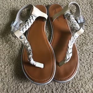 American Eagle sandals